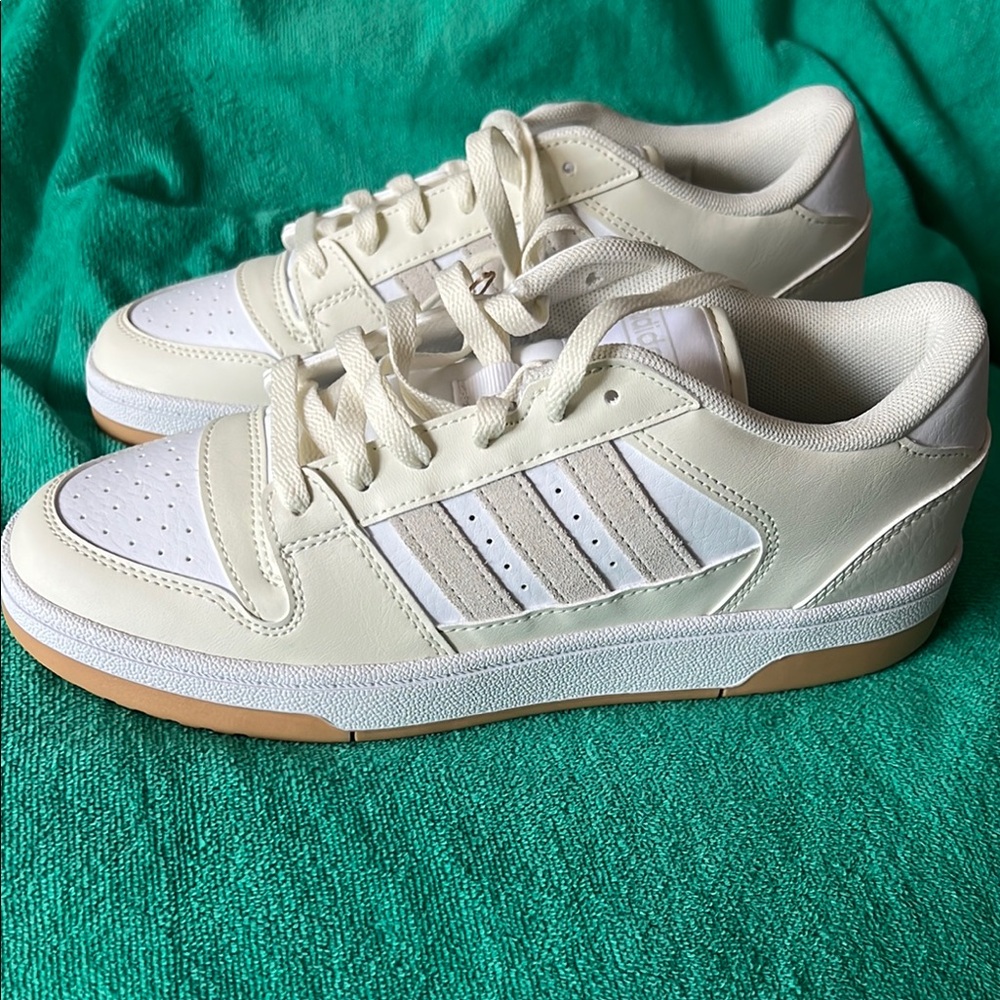 Adidas Off-White Sneakers with Gum Sole